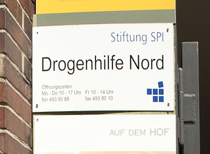 Schild der Stiftung SPI Drogenhilfe Nord